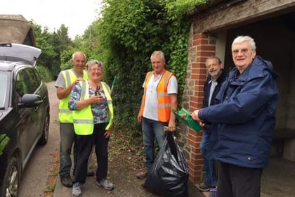 Sampford Courtenay tidied by volunteers during annual spring clean