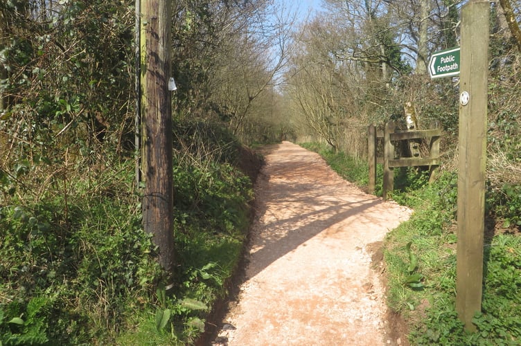 The resurfaced footpath.  SR 1473
