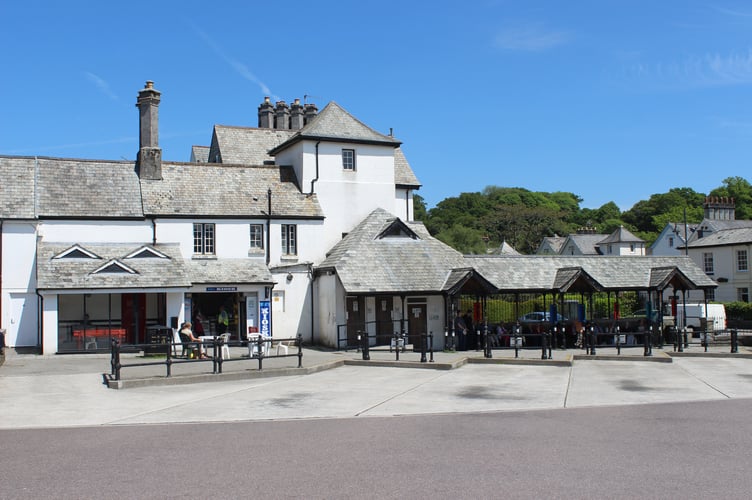 Tavistock bus station 