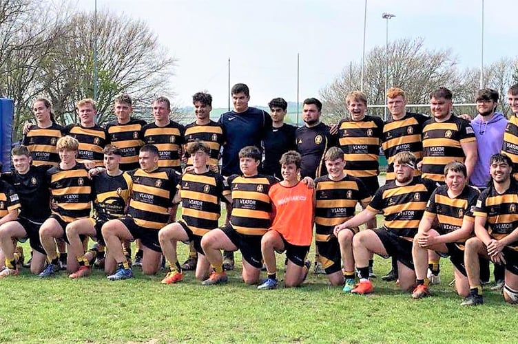 Crediton Colts, the 2021-22 Devon Shield winners.
