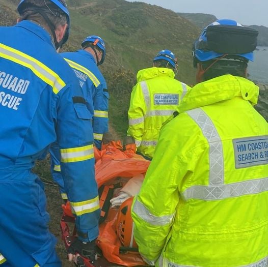 Woman rescued from cliff path 