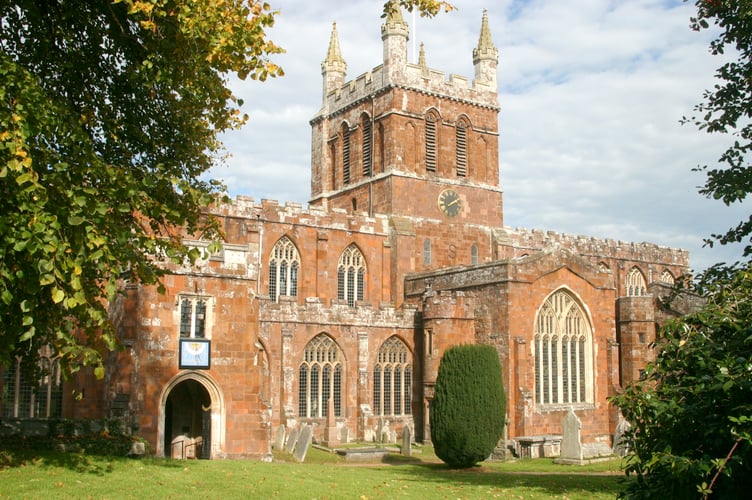 Crediton Parish Church.  AQ 4413