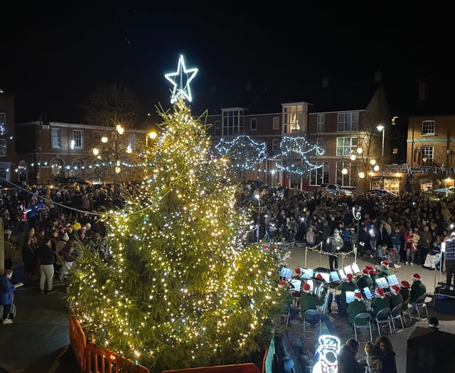 More than 700 attended Crediton Town Band ‘Carols in the Square’