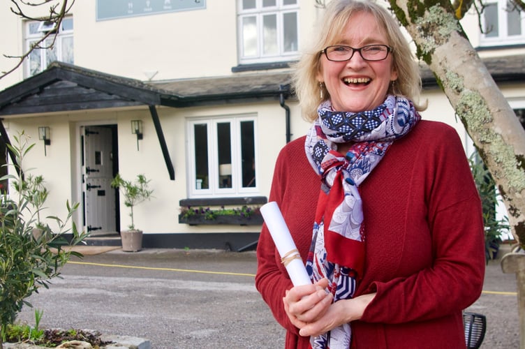 Helen Sieroda – founder and director of Wise Goose Coaching with her B Corp certificate.