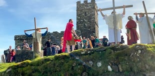 Crowds enjoyed Dartmoor Easter story on summit of tor