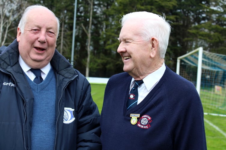 Bob Chamberlain, left, being welcomed by President of Crediton United FC,  Dave Blanchford.  SR 7397