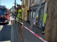 Pavement closed in Crediton High Street due to unstable structure
