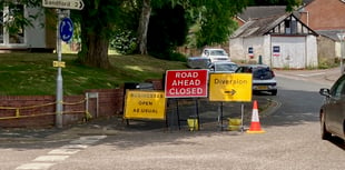 Road closed signs causing confusion in Crediton 
