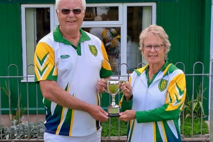 Winners and Losers at Crediton Bowling Club
