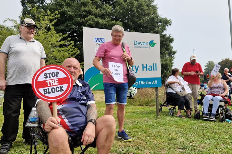 Exeter Low Traffic Neighbourhood protests at County Hall.