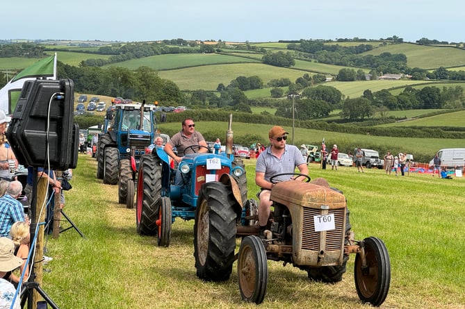 During the tractor parade.  AQ 6439
