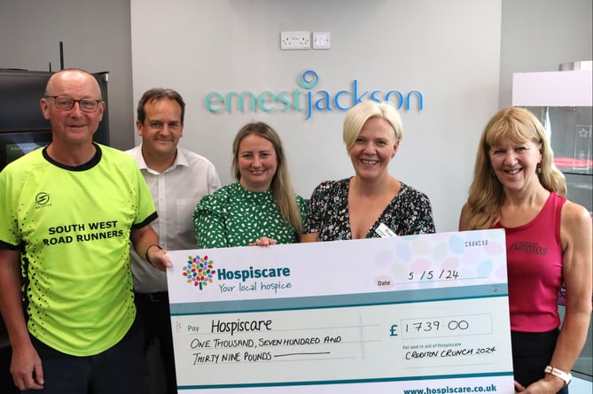 L to R Lee Cusick of South West Road Runners, David Walter and Becky Warren of Ernest Jackson, Ellie Melmoth of Hospiscare, Julie Box of Crediton Running Network