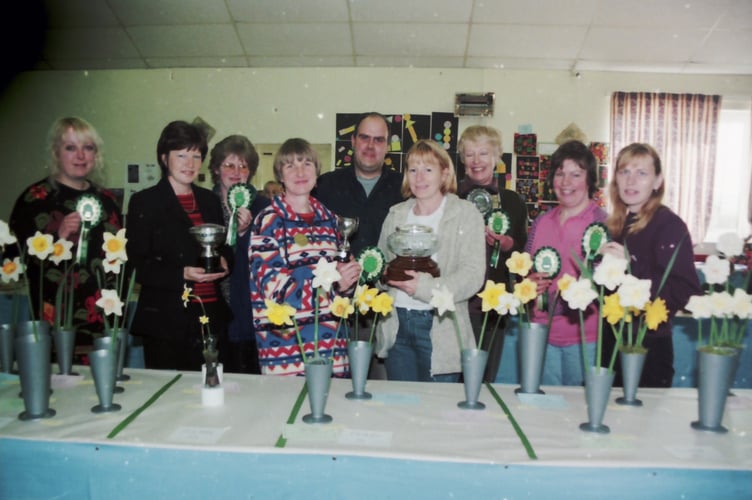 Cup winners at Bow Flower Show in April 2002. DSC00312