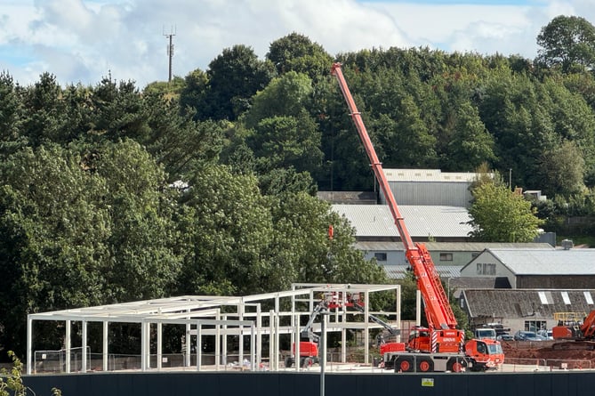 The Crediton Lidl store structure being built off Commercial Road.  AQ 1292
