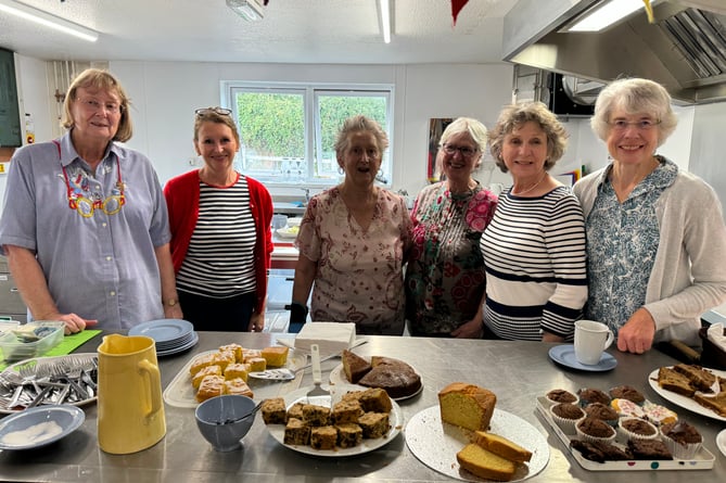 The Show Secretary Linda Griffin, left, with members of the catering team.  AQ 1536
