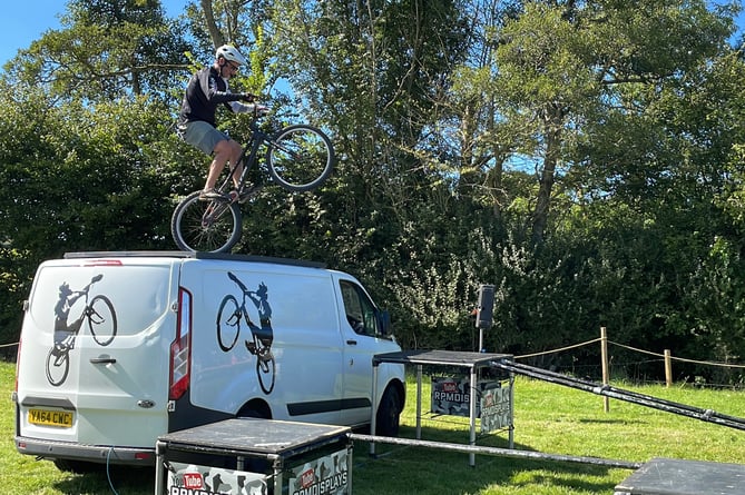 RPM Displays showing off BMX skills