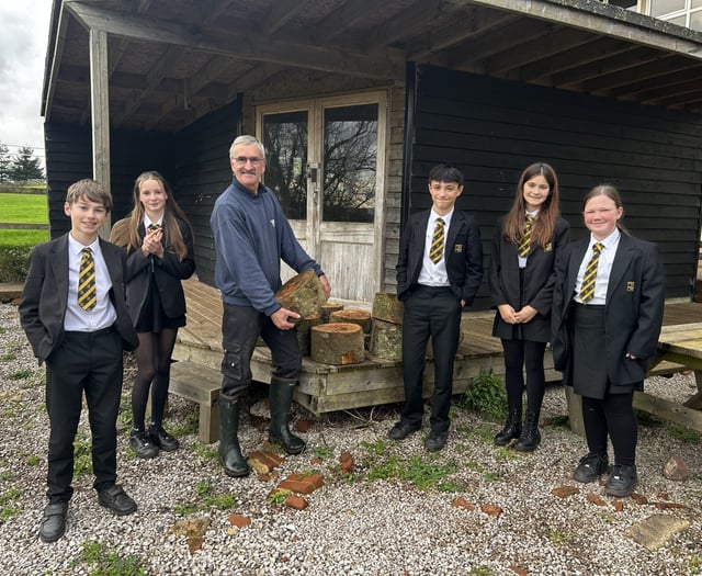 Farming support for QE School’s outdoor learning project
