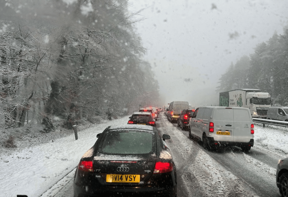 Telegraph Hill at standstill as both lanes reportedly closed 