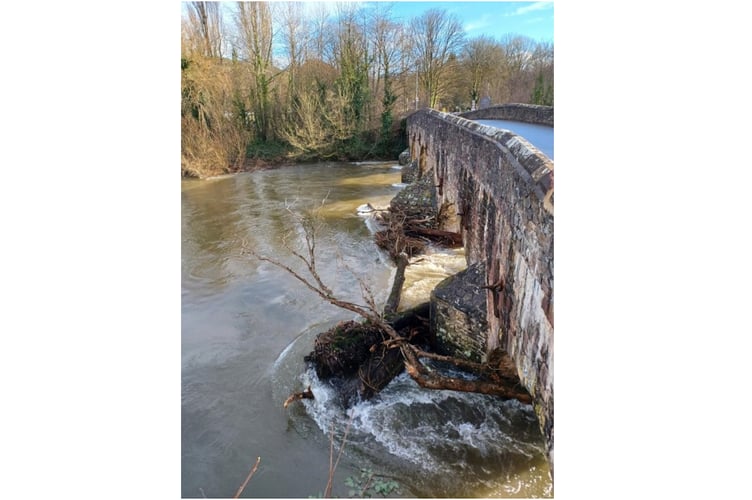 Bickleigh Bridge.
