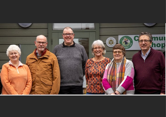 Shop committee: Wendy Handcock, Simon Block, Kevin (manager), Lyn Porter, Julie Chapple and Mike Handcock.
