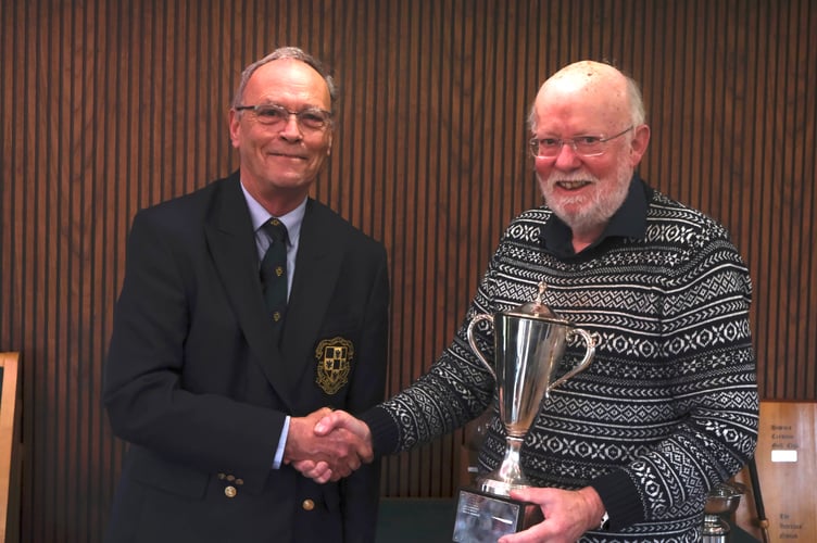 Seniors Captain Peter Blinkhorn presented Andrew Chandler with the Don McRae Trophy.
